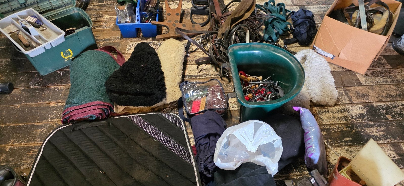 Partij paardrijspullen in een koop biedt maar, Ophalen, Schoeisel