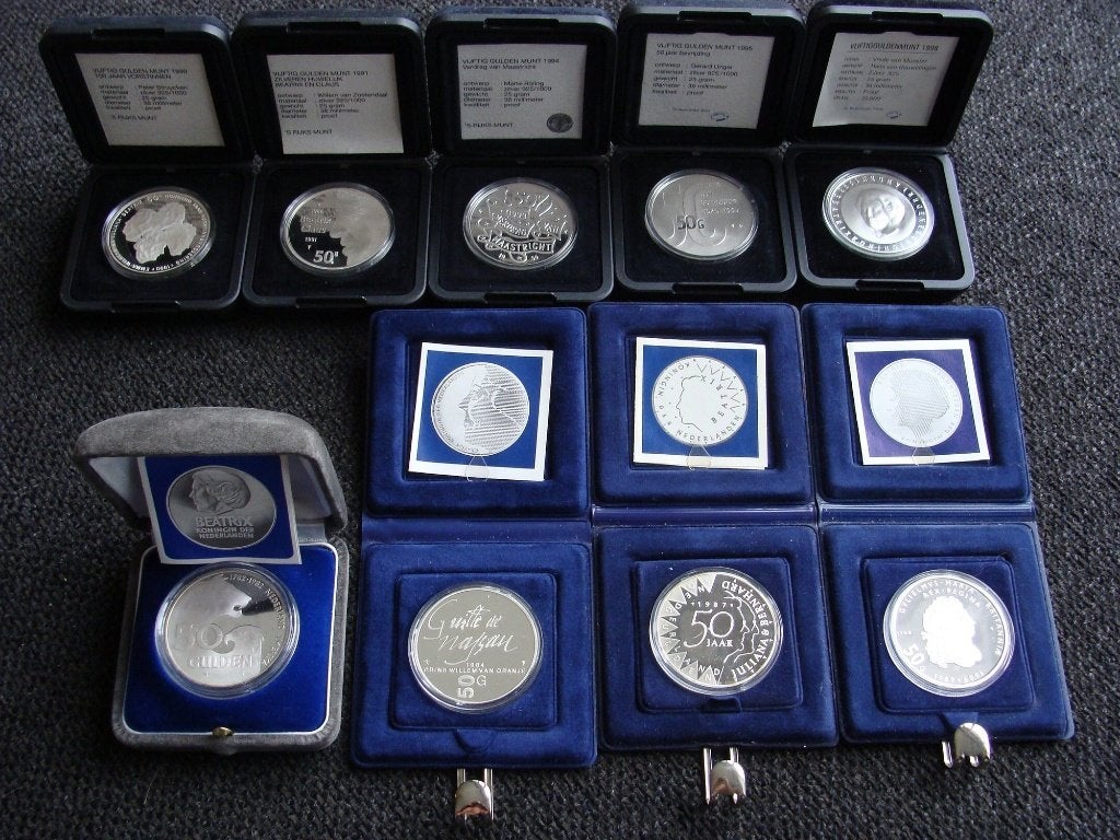 Zilveren 50 guldens stukken 1982/1998 Proof Beatrix compleet, Postzegels en Munten, Munten | Nederland, Ophalen of Verzenden, Koningin Beatrix