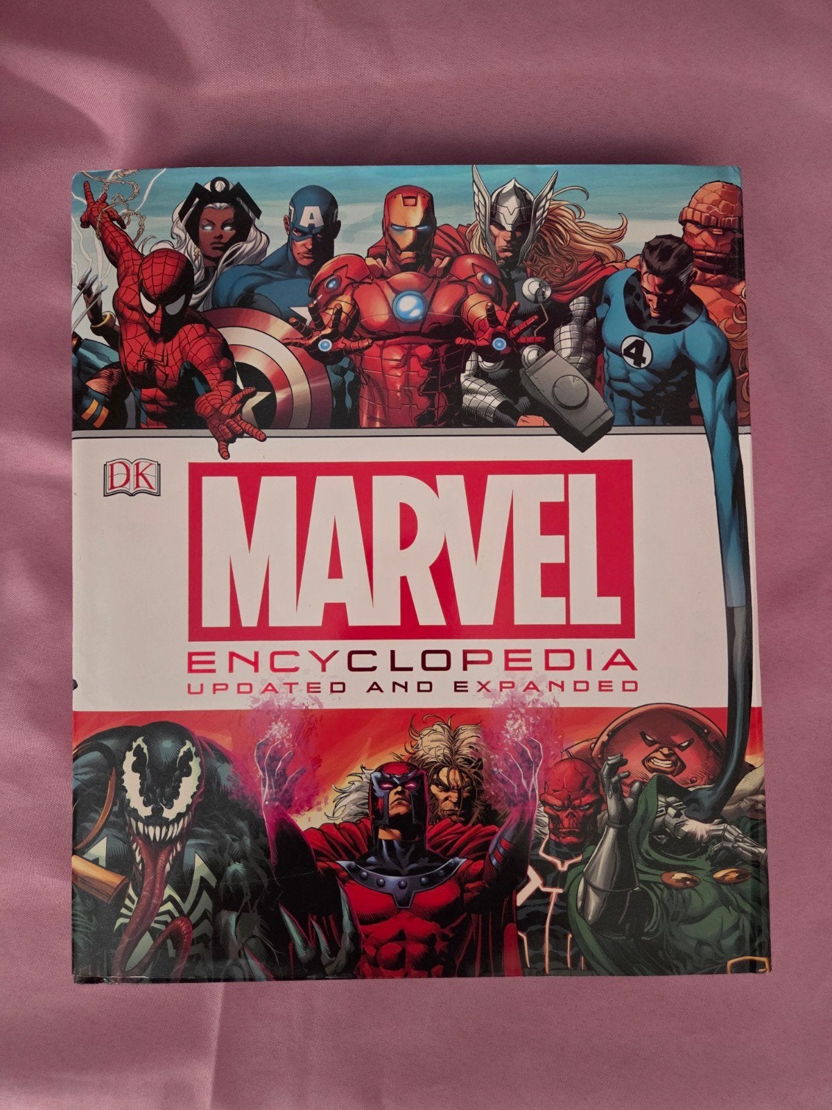 Marvel Encyclopedia: Updated and Expanded, Eén comic, Amerika, Ophalen of Verzenden, Zo goed als nieuw