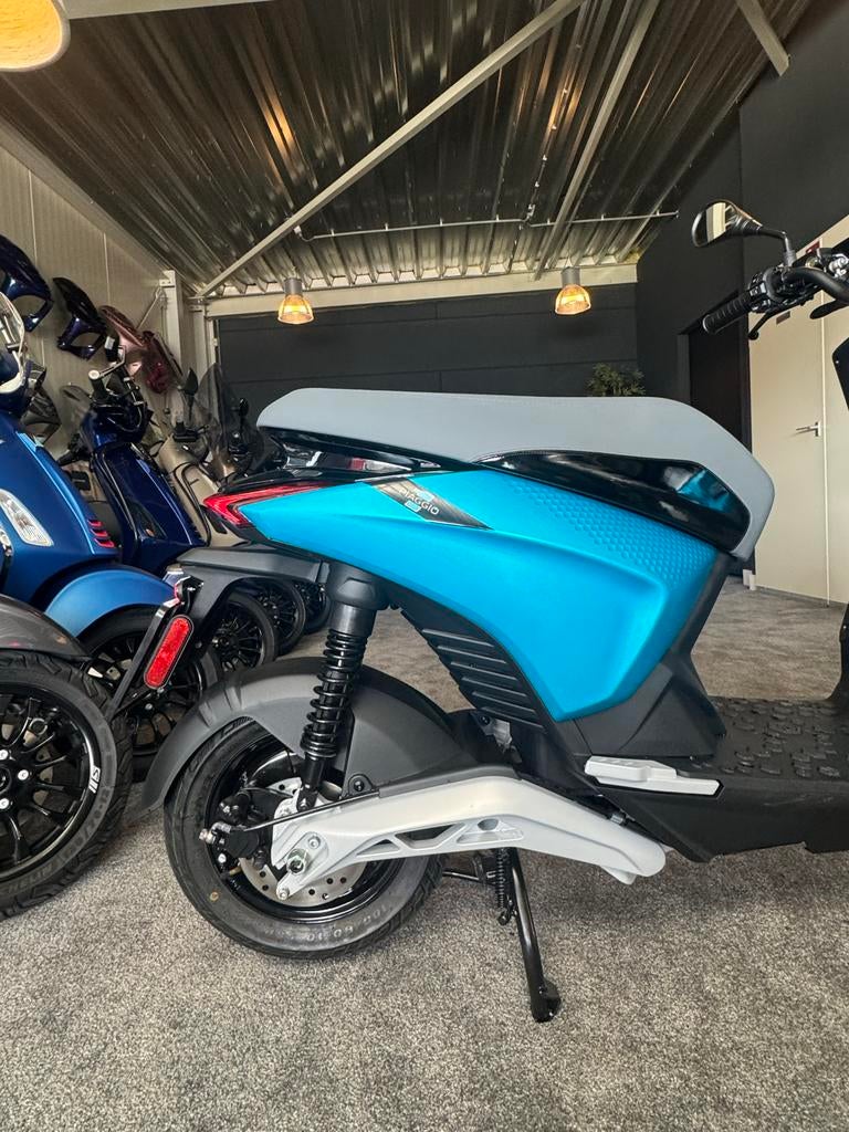 Piaggio One Elektrische Scooter - Nieuw - Artic MIX, Ophalen, Piaggio, Elektrisch, Nieuw