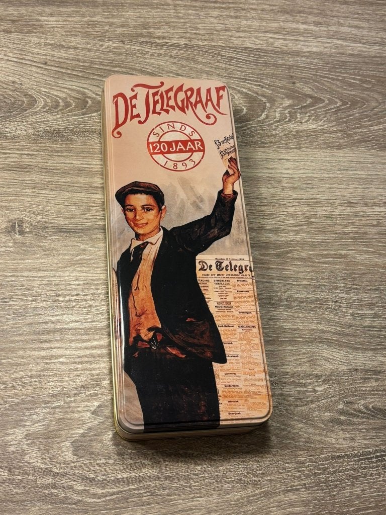 De Telegraaf Blikken Doos - Sinds 1893, Ophalen of Verzenden, Muziek, Film of Tv