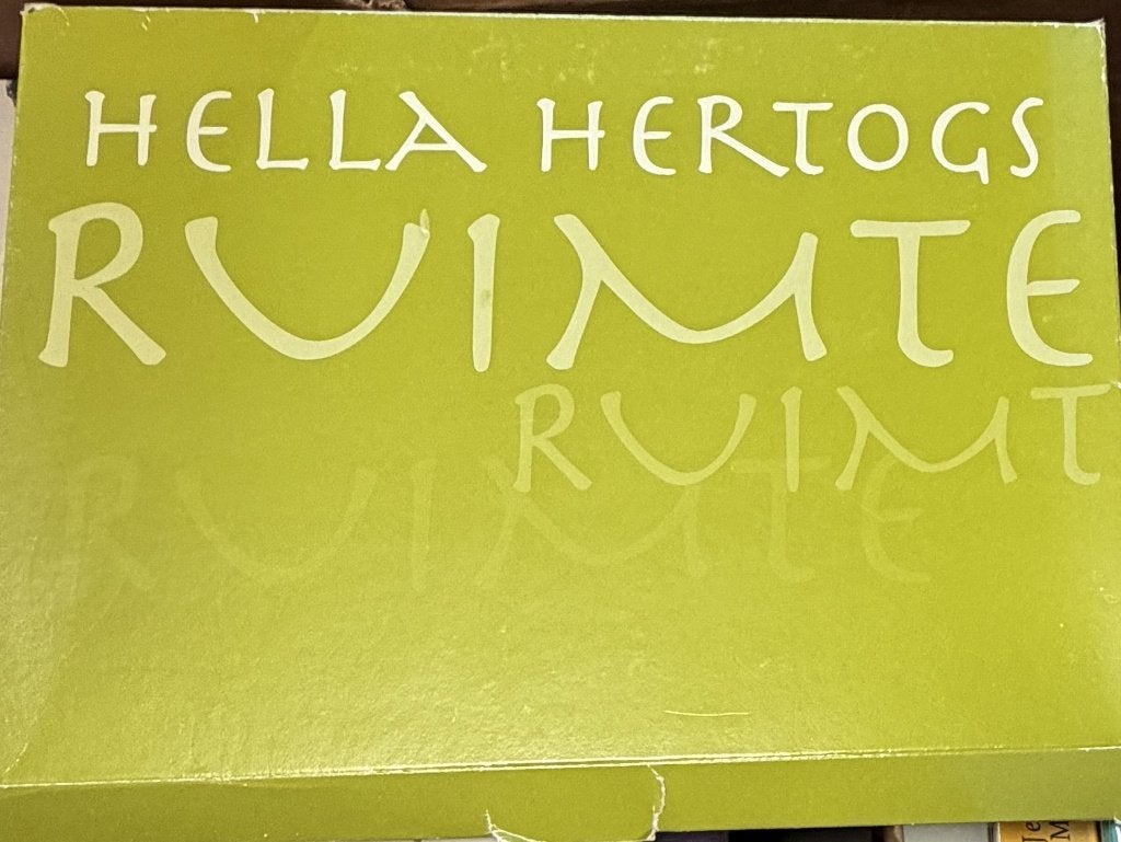 Hella Hertogs Ruimte Met Kaarten, Boeken, Verzenden, Gelezen, Overige onderwerpen, Achtergrond en Informatie