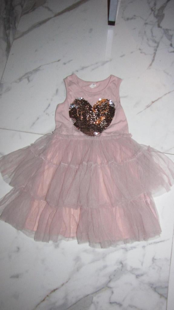 110-116 voile roze FEESTJURK met gouden hart, Kinderen en Baby's, Kinderkleding | Maat 110, Ophalen of Verzenden, Zo goed als nieuw
