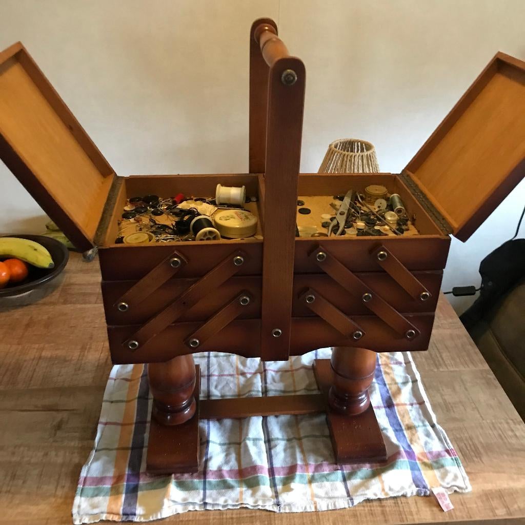 vintage naaikistje antiek, Ophalen