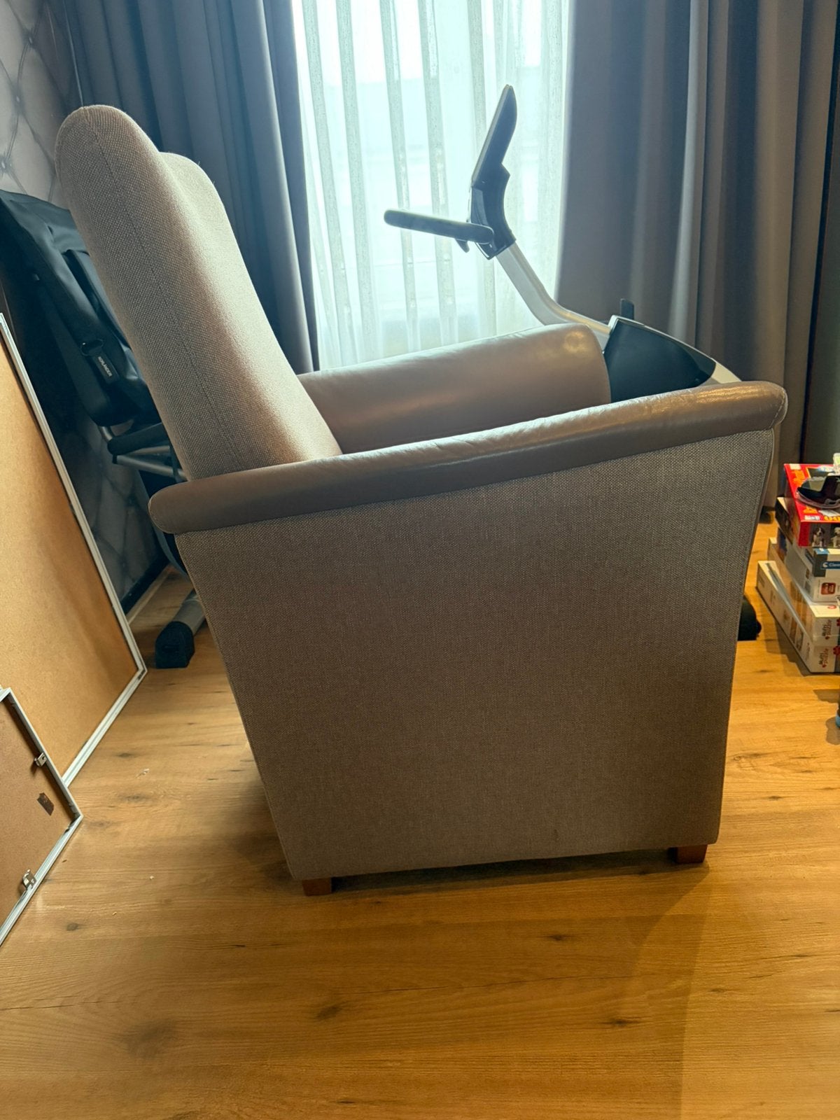 Prominent stoel, Ophalen, Zo goed als nieuw, Minder dan 75 cm, 50 tot 75 cm