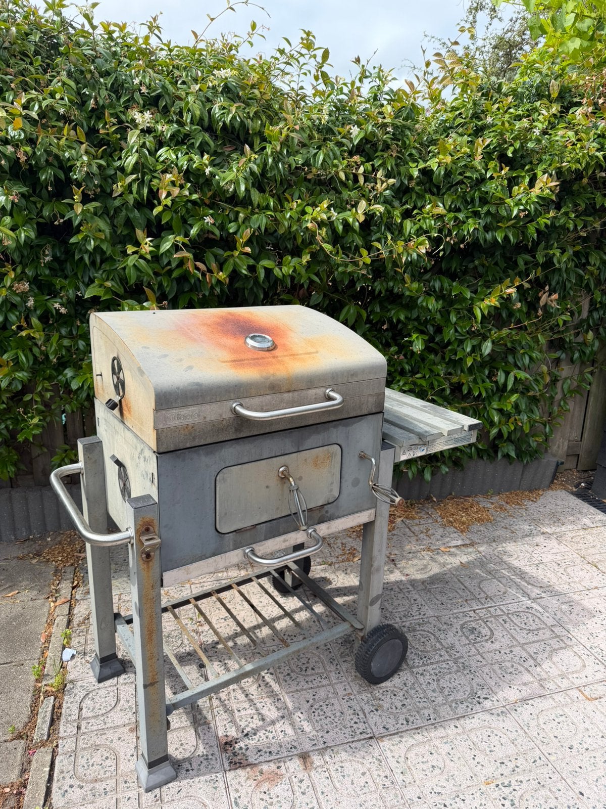 Gebruikte BBQ Tepro, Ophalen, Gebruikt
