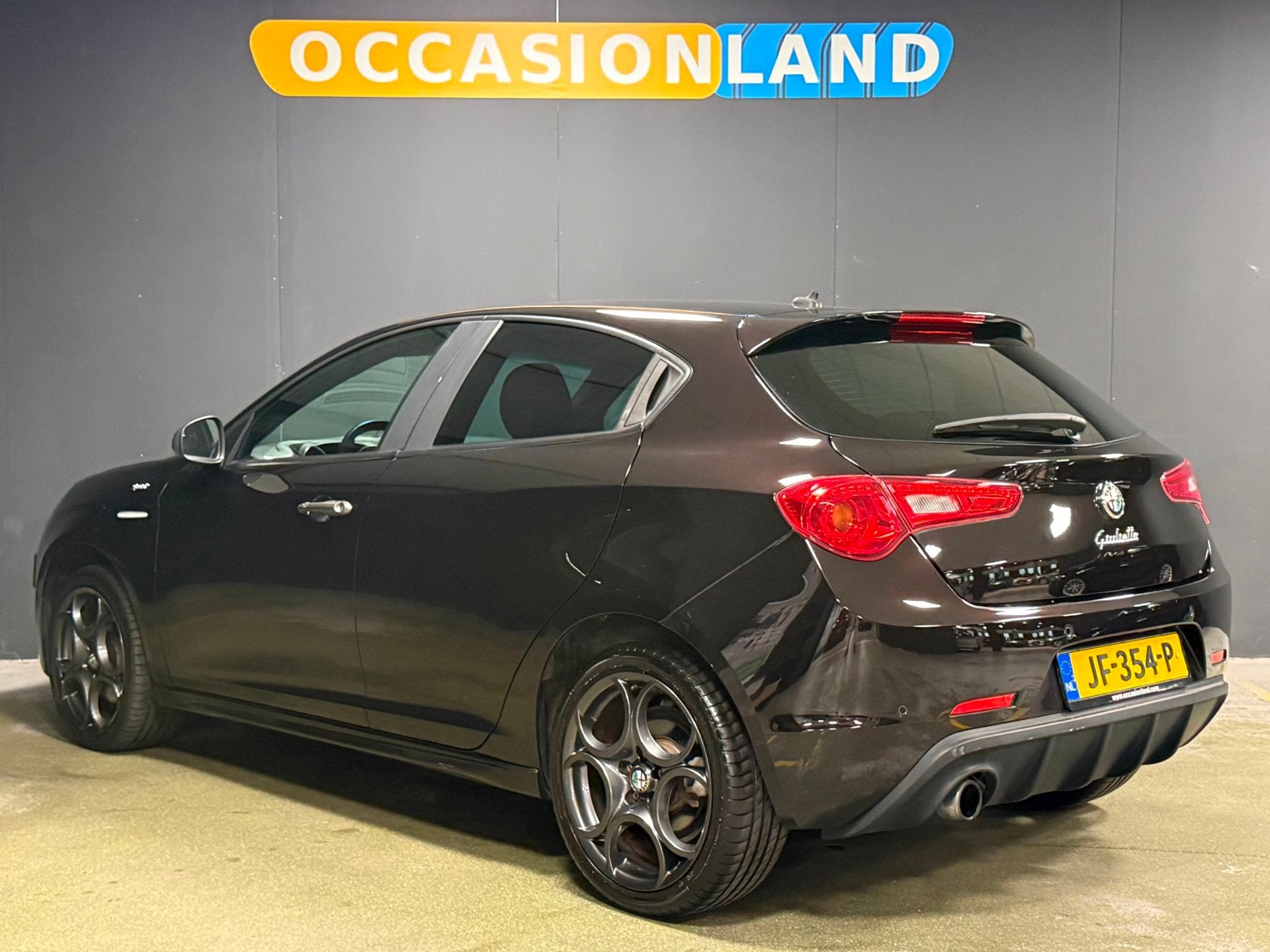 Alfa Romeo Giulietta 1.4 T Sprint|NAP|CRUISE|BLUETOOTH|NAVI|, Auto's, Euro 6, 4 cilinders, Alcantara, Zwart