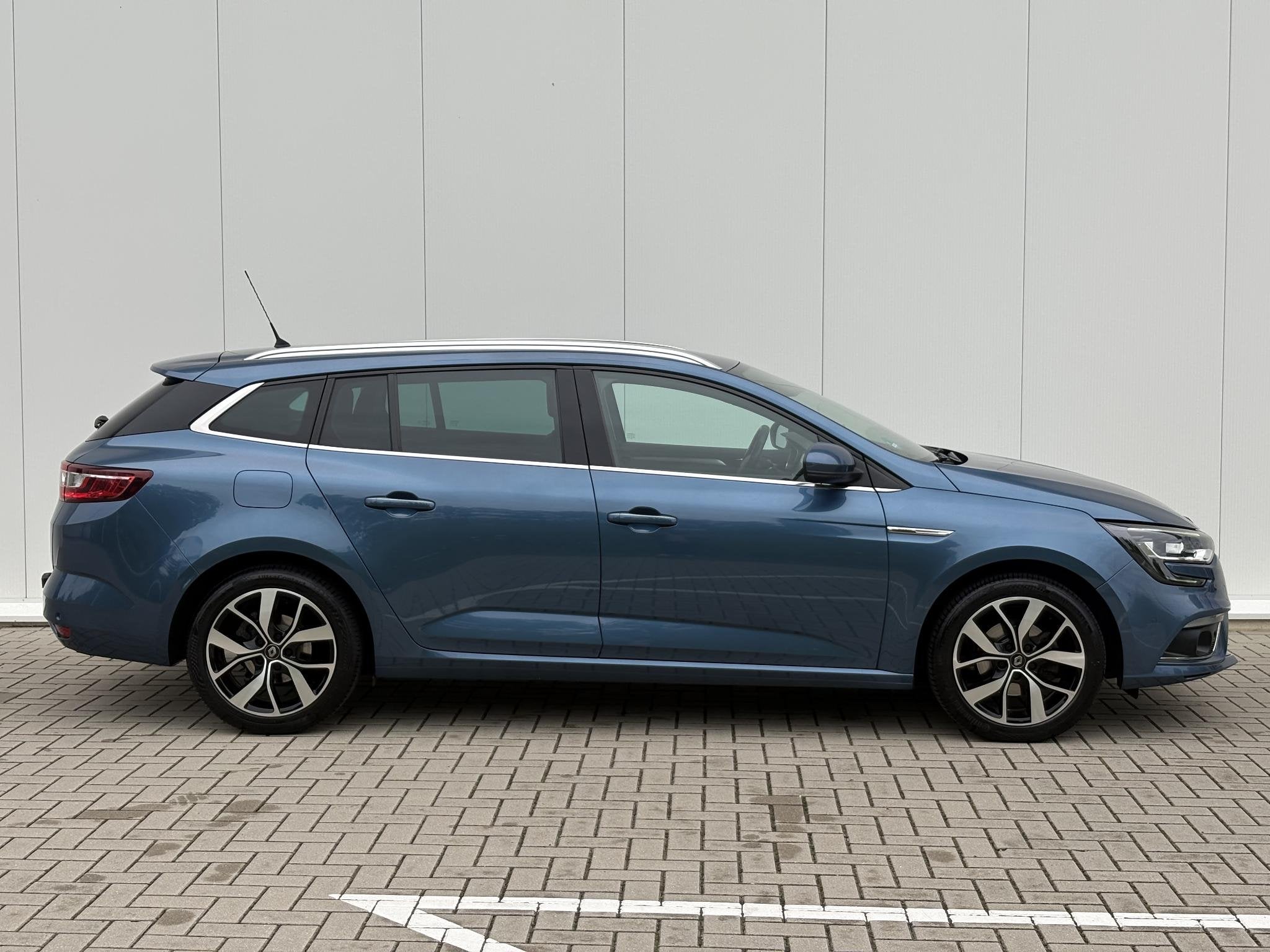 Renault Mégane Estate 1.3 TCe GT-Line, Voorwielaandrijving, Stof, Gebruikt, 4 cilinders