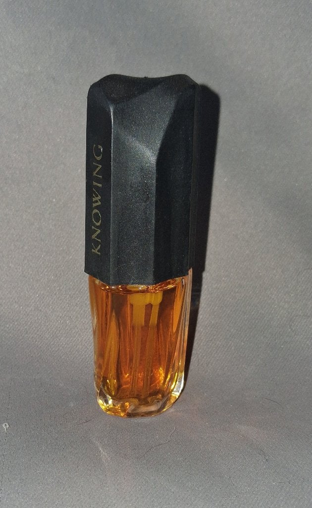 Mooie parfum mini -  Estee lauder knowing vapo, Ophalen of Verzenden, Zo goed als nieuw, Miniatuur, Gevuld