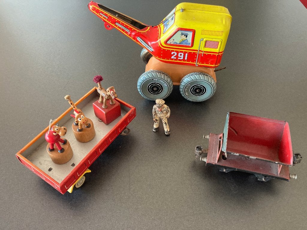 Märklin Arnold Technofix + Chinees en 3x popup figuren, Ophalen of Verzenden