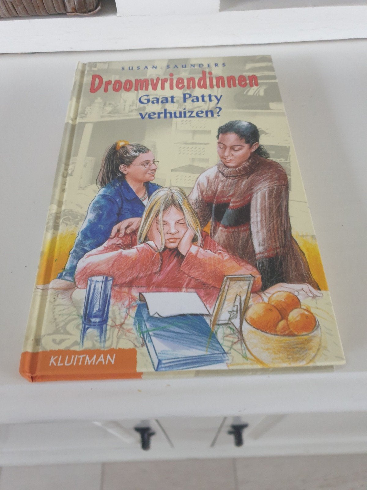Susan Saunders - Gaat Patty verhuizen?, Ophalen of Verzenden, Gelezen, Fictie algemeen