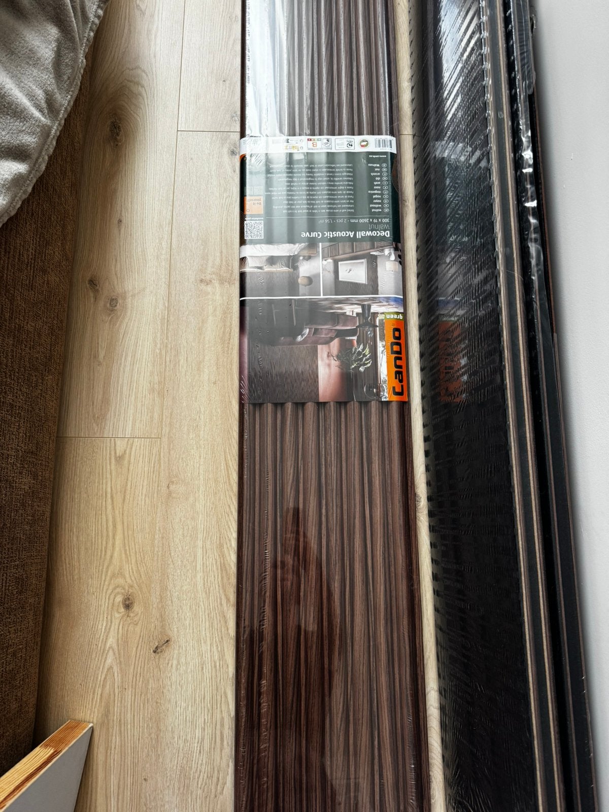 Wandpaneel akoestisch walnoot Karwei, Huis en Inrichting, Woonaccessoires | Wanddecoraties, Ophalen, 260 cm, 30 cm, Nieuw