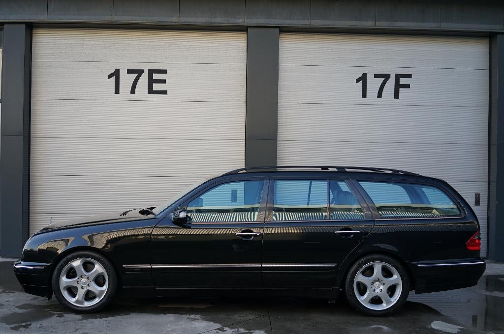E430 Avantgarde Kombi-Let op:115dkm-BLIJVEND YOUNGTIIMER-'02, Auto's, Automaat, Achterwielaandrijving, Zwart, Leder