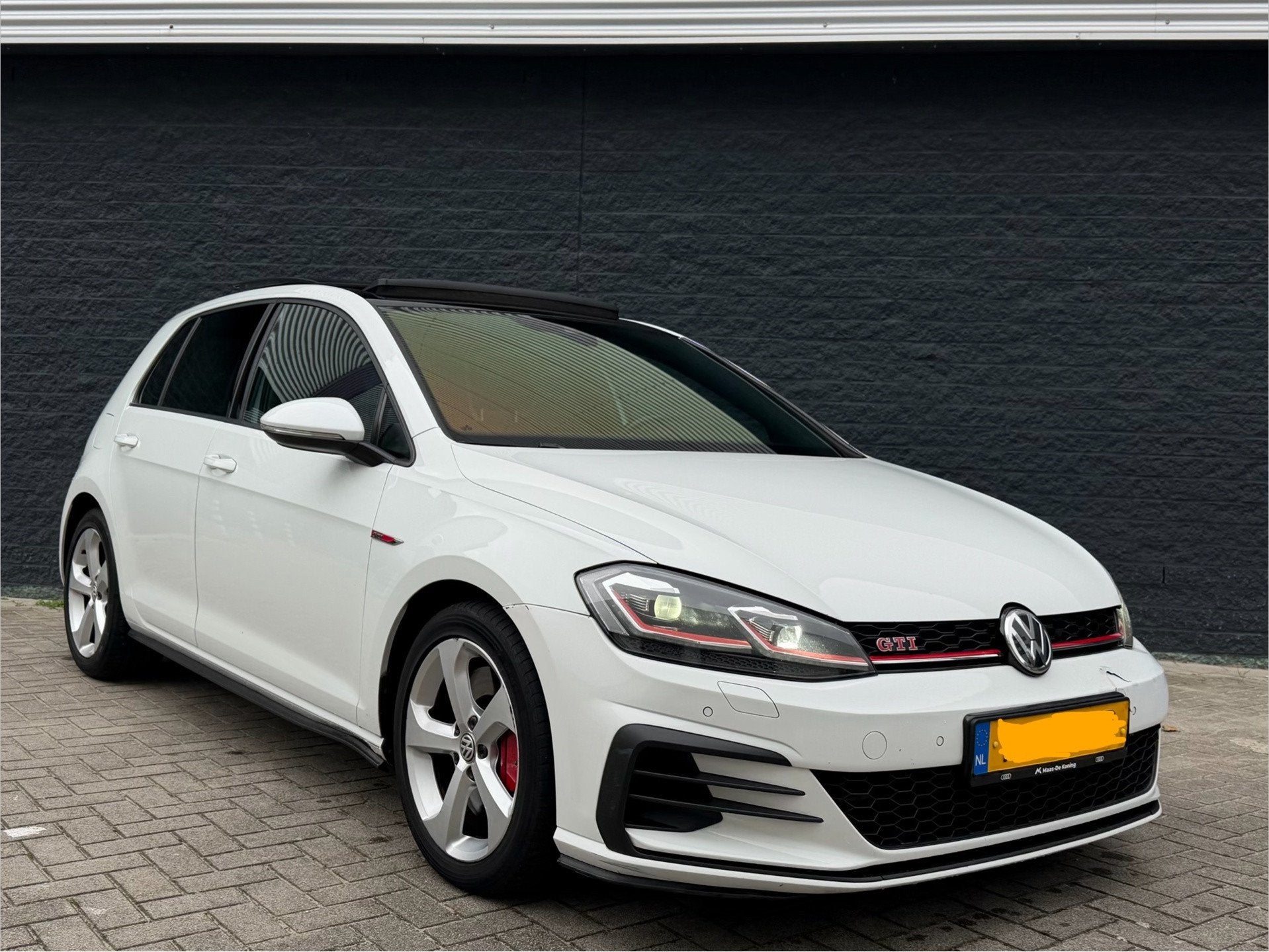 Volkswagen Golf 2.0 TSI GTI Performance PANO/DSG, 1345 kg, Gebruikt, Euro 6, 4 cilinders