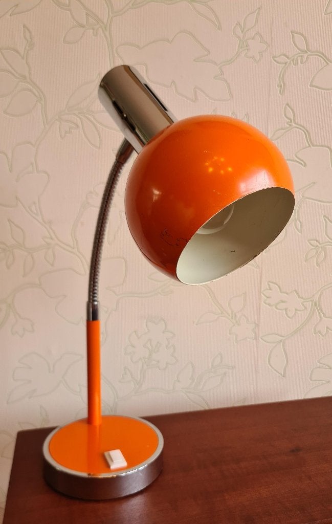 te koop: metalen oranje bureaulamp, retro vintage jaren 70, Gebruikt, Ophalen of Verzenden, Metaal, Minder dan 50 cm
