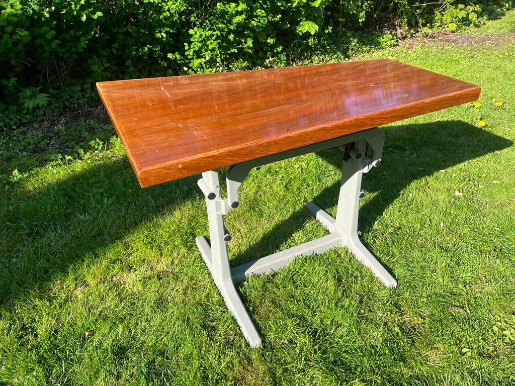 Tafel hoog-laag verstelbaar, Ophalen, Gebruikt, Interieur en Kussens