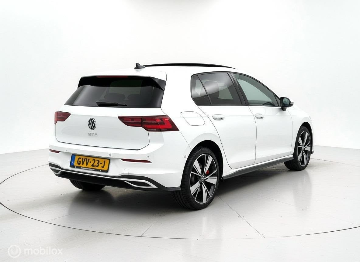 Volkswagen Golf 1.4 eHybrid GTE PANO|IQLIGHT|HUD|CAMERA|, Auto's, Stof, Gebruikt, 4 cilinders, Wit