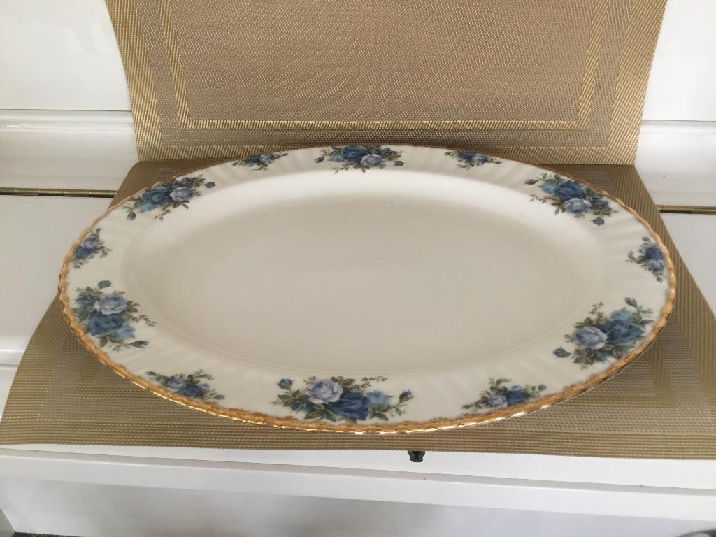 Royal Albert MOONLIGHT ROSE SERVEERSCHAAL GROOT, Antiek en Kunst, Antiek | Servies los, Ophalen of Verzenden