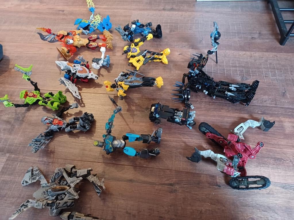 Grote partij Transformers en Bionicle figuren, Verzamelen, Transformers, Gebruikt, Overige generaties, Overige rassen, Ophalen