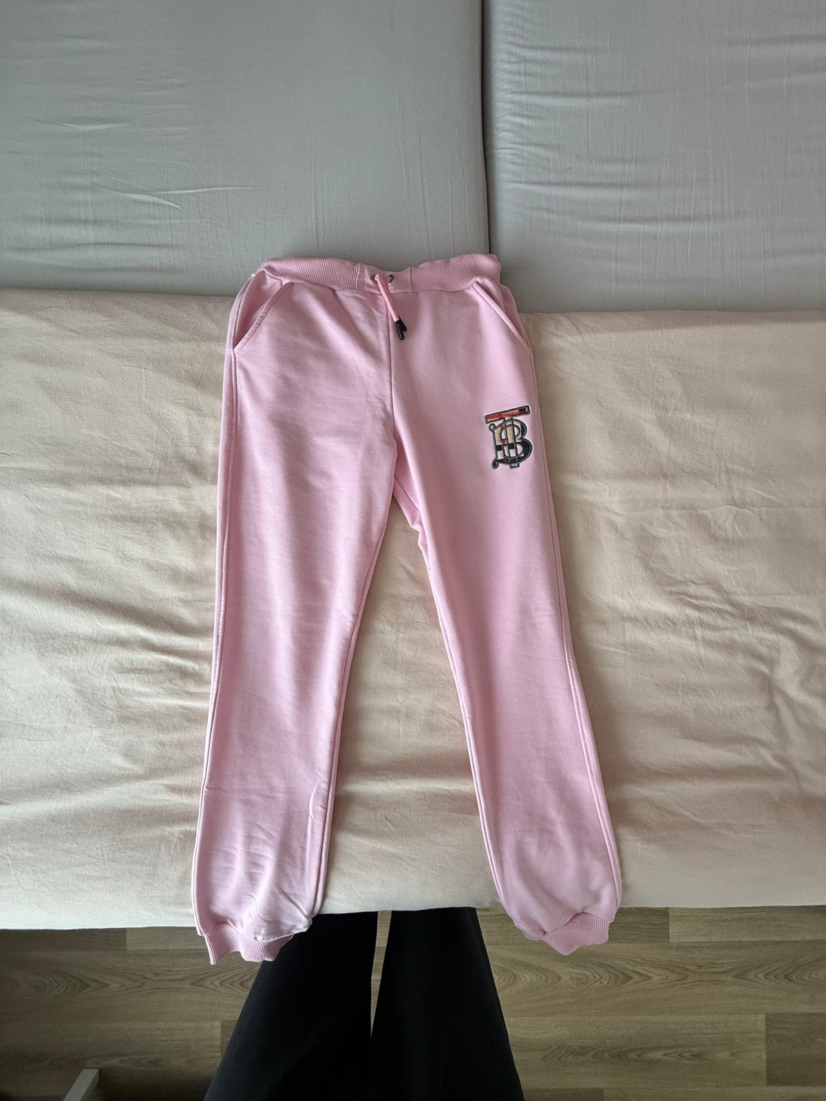 Roze joggingbroek kindermaat 170/176, Kinderen en Baby's, Kinderkleding | Maat 170, Ophalen of Verzenden, Zo goed als nieuw, Meisje