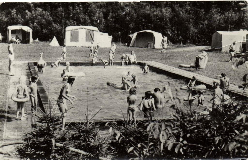Recreatiecentrum Klompjan, Markelo - tent volk zwembad - gel, Ophalen of Verzenden, 1960 tot 1980, Gelopen, Overijssel