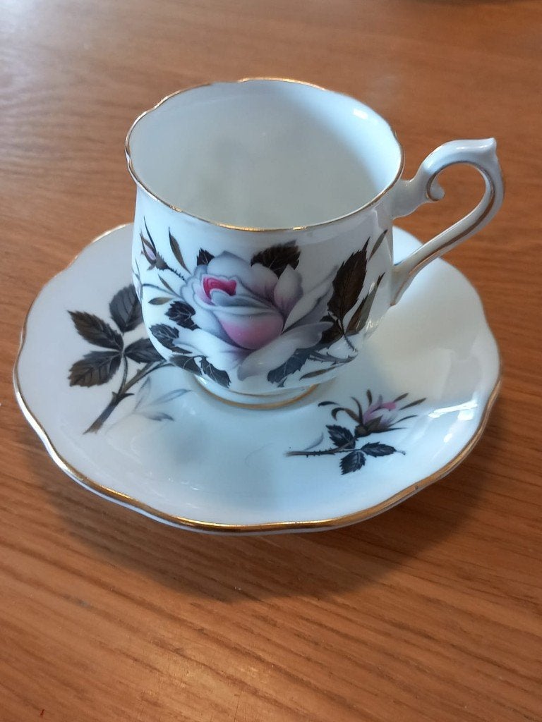 Kopje met schotel Royal Albert, Ophalen of Verzenden