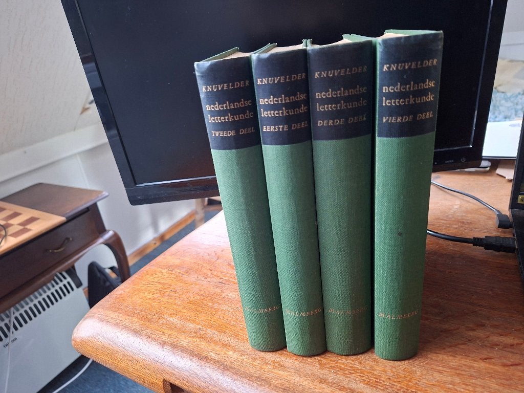 Knuvelder: Handboek tot de geschiedenis... In goede staat., Boeken, Ophalen of Verzenden, Zo goed als nieuw, Nederland, G. Knuvelder