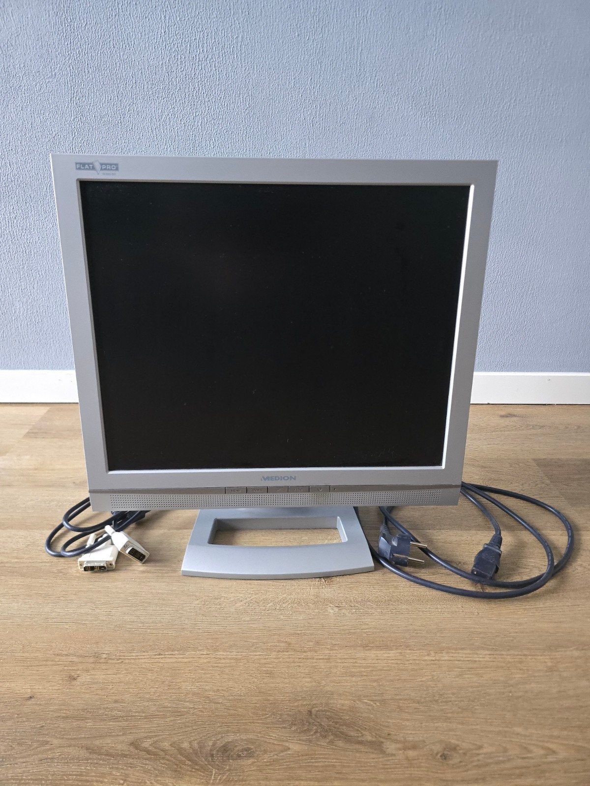 Medion MD 30919 PO Monitor - Gebruikt, Ophalen, Gebruikt, Medion, DVI