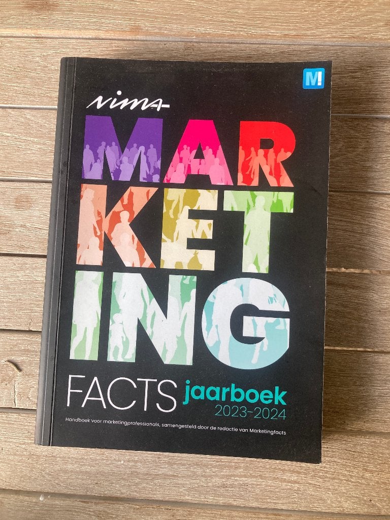 NIMA MARKETINGFACTS JAARBOEK 2023-2024, Nieuw, Diverse auteurs, Ophalen of Verzenden, Economie en Marketing