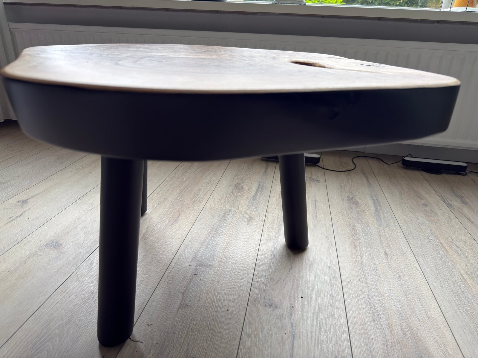 Masief houten salon tafel, Ophalen, 100 tot 150 cm, 50 tot 100 cm, Zo goed als nieuw