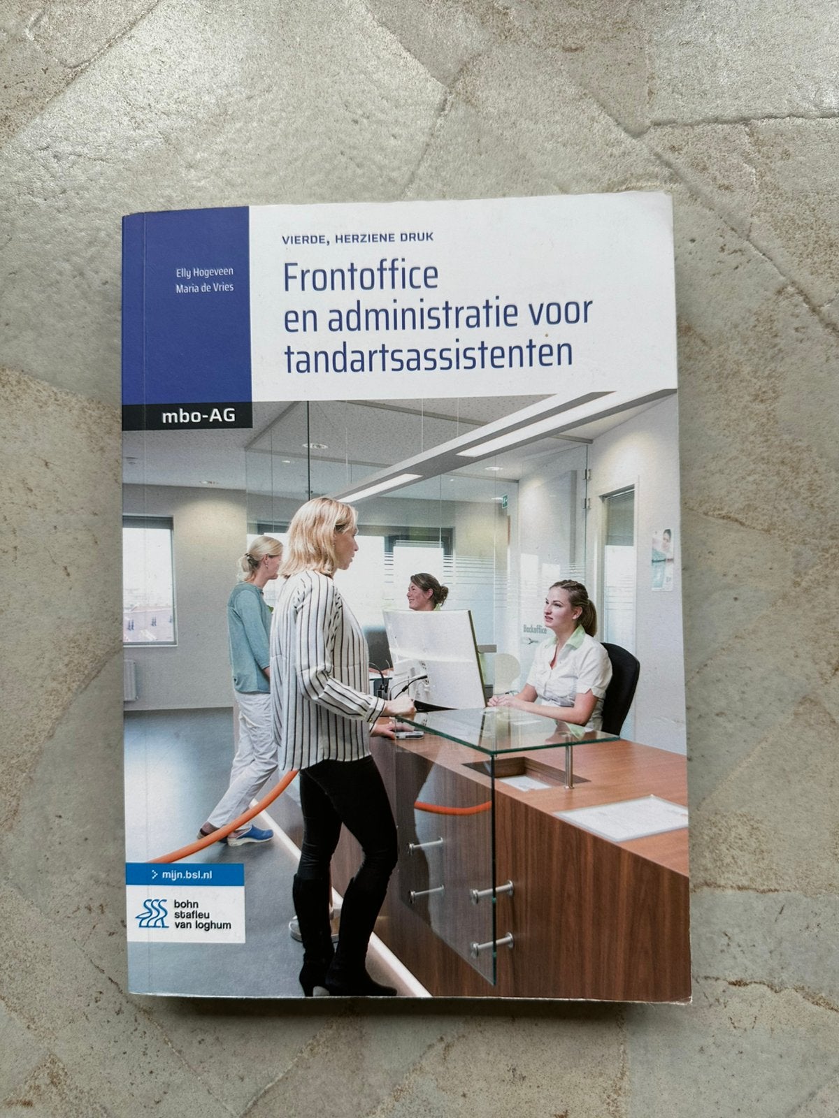 Frontoffice en administratie voor tandartsassistenten, Boeken, Studieboeken en Cursussen, Ophalen of Verzenden, Zo goed als nieuw
