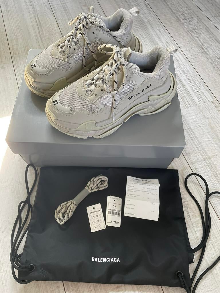 Balenciaga Triple S maat 37 beige, Kleding | Heren, Schoenen, Ophalen of Verzenden, Zo goed als nieuw, Overige kleuren