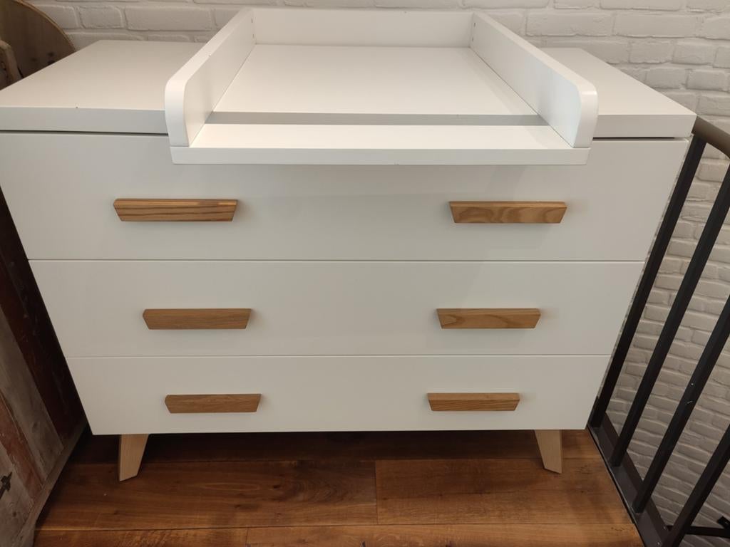 TWF Mika ledikant en commode, Kinderen en Baby's, Kinderkamer | Commodes en Kasten, Ophalen, Gebruikt, 50 tot 70 cm, 100 cm of meer