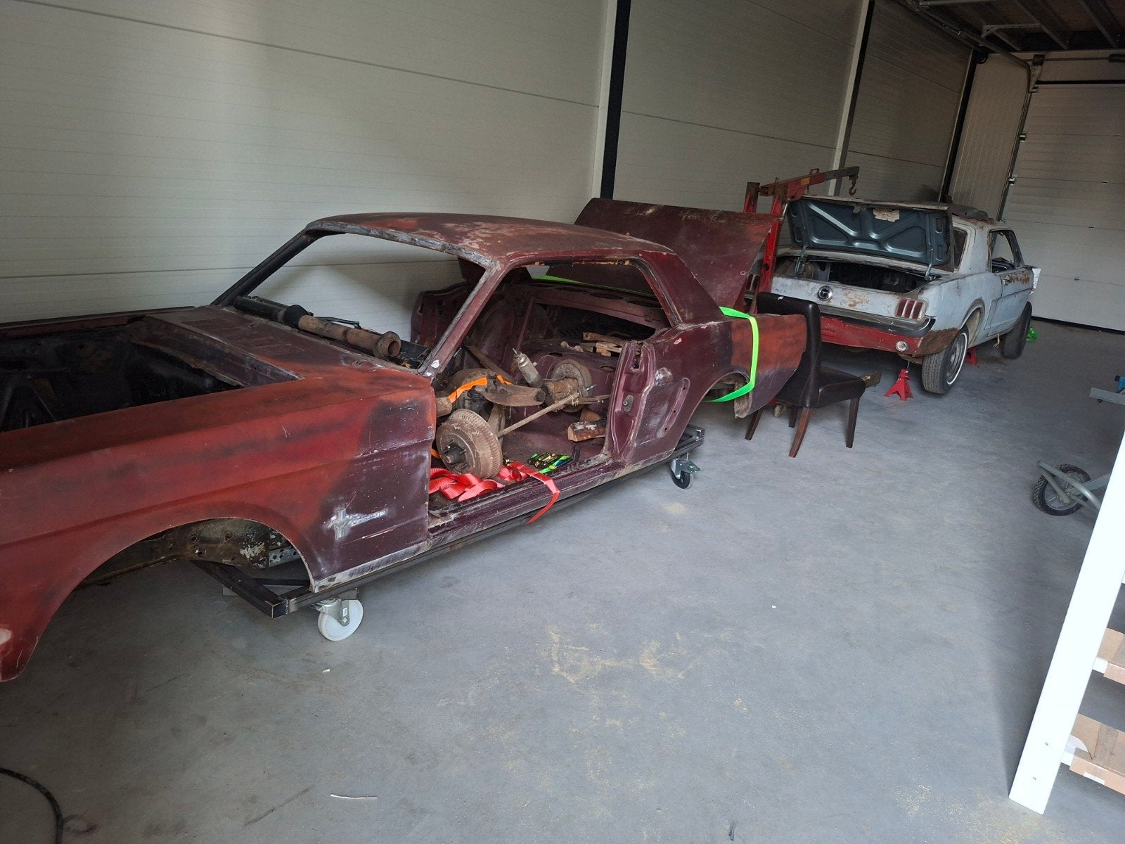 Keiharde 1965 Ford Mustang V8 Body met Title uit Californië, Ophalen of Verzenden, Voor, Ford