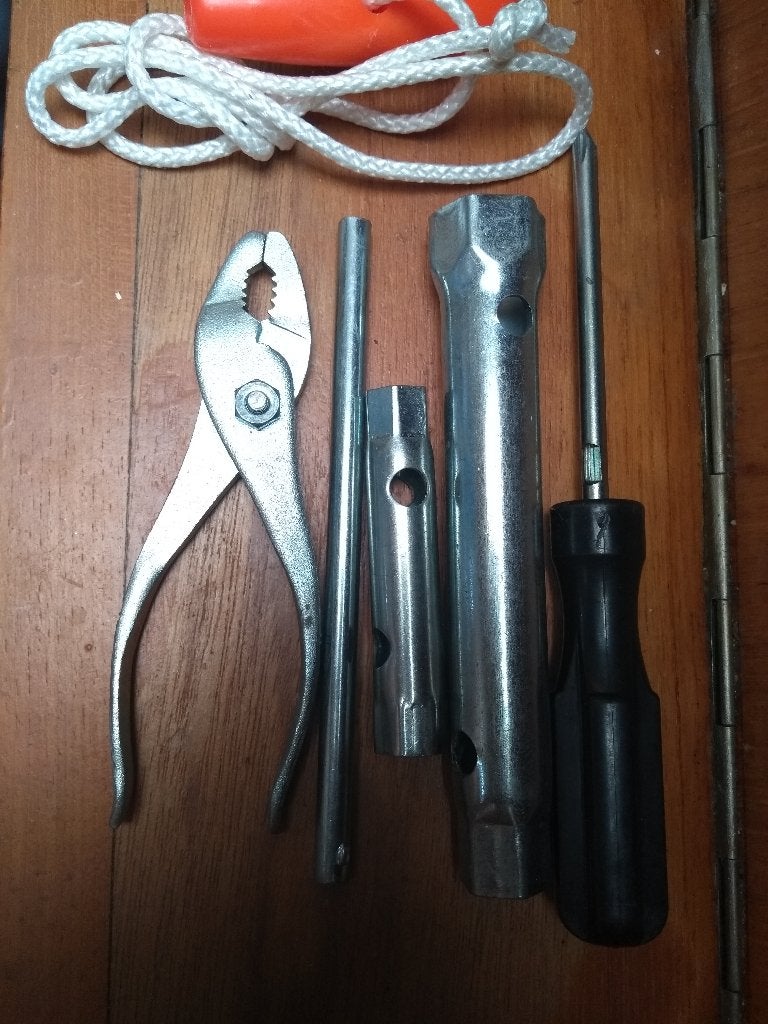 Gereedschap set Yamaha buitenboordmotor Incl trekkoord, Ophalen of Verzenden, Zo goed als nieuw, Motor en Techniek