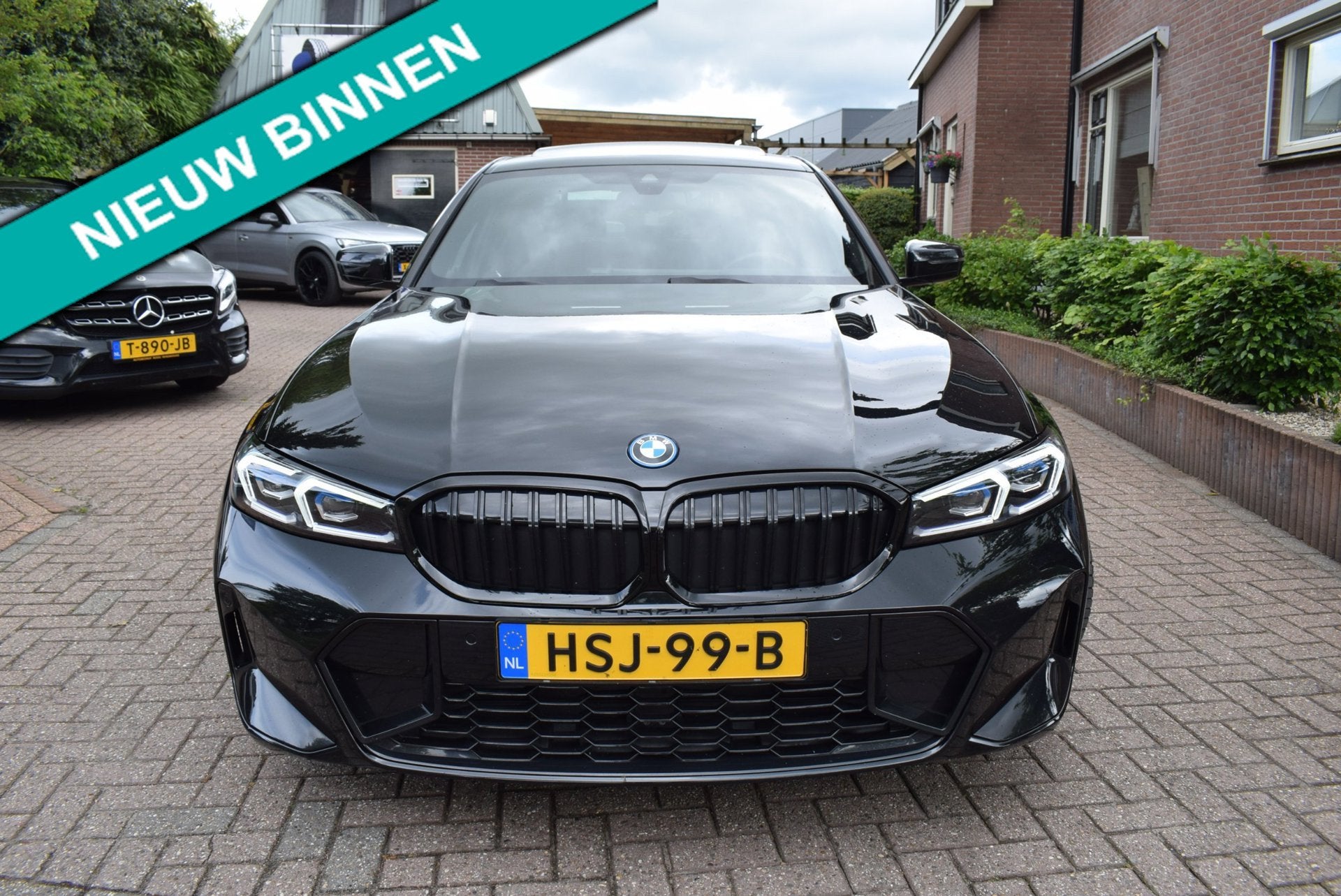 BMW 3-serie 330e M-PAKKET/OPEN DAK /HEAD-UP/CAMERA/CARPLAY/S, 1998 cc, Achterwielaandrijving, Gebruikt, 4 cilinders