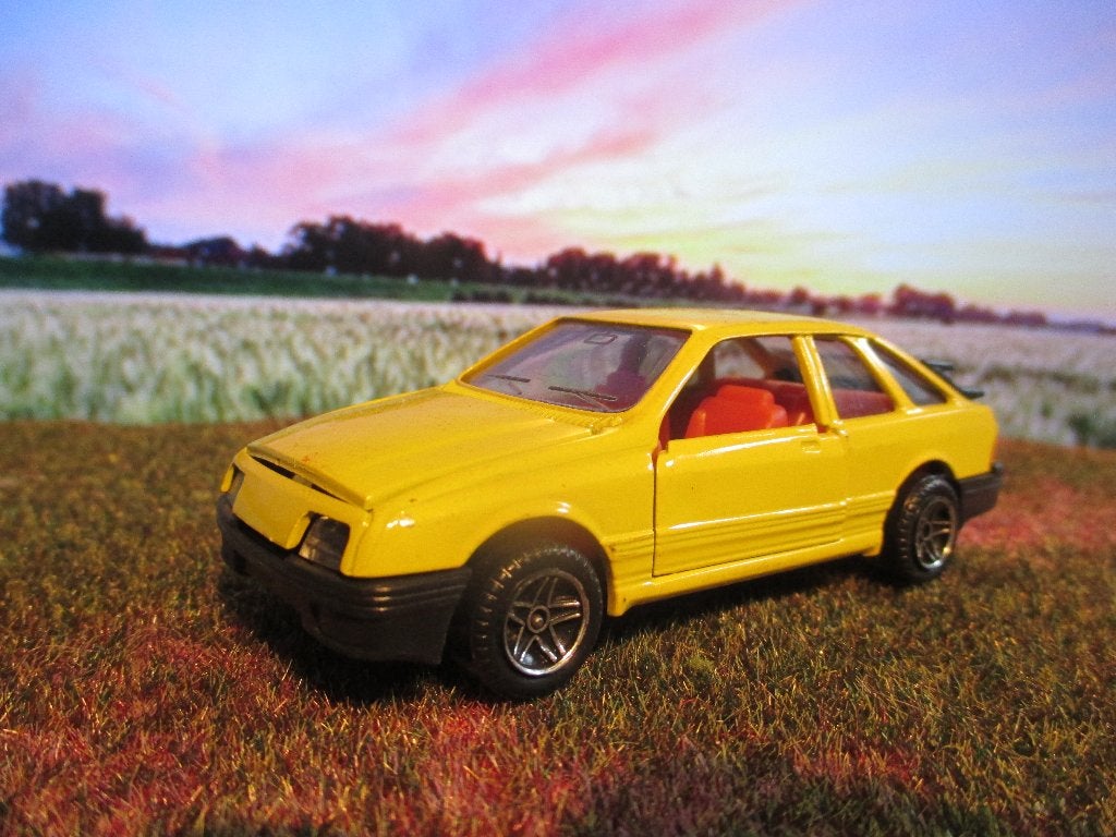 1/43 Ford Sierra XR4i - Guisval, Hobby en Vrije tijd, Modelauto's | 1:43, Ophalen of Verzenden, Zo goed als nieuw, Auto, Overige merken