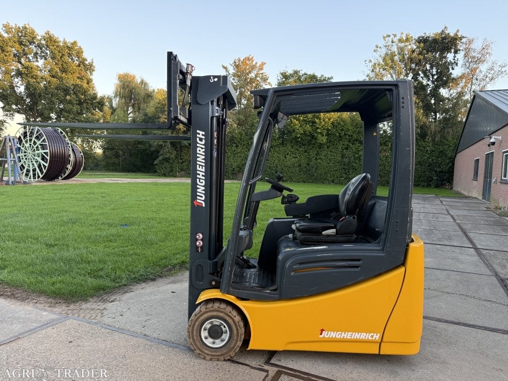 Jungheinrich 1600KG triplex Sideshift 4e ventiel gekeurd