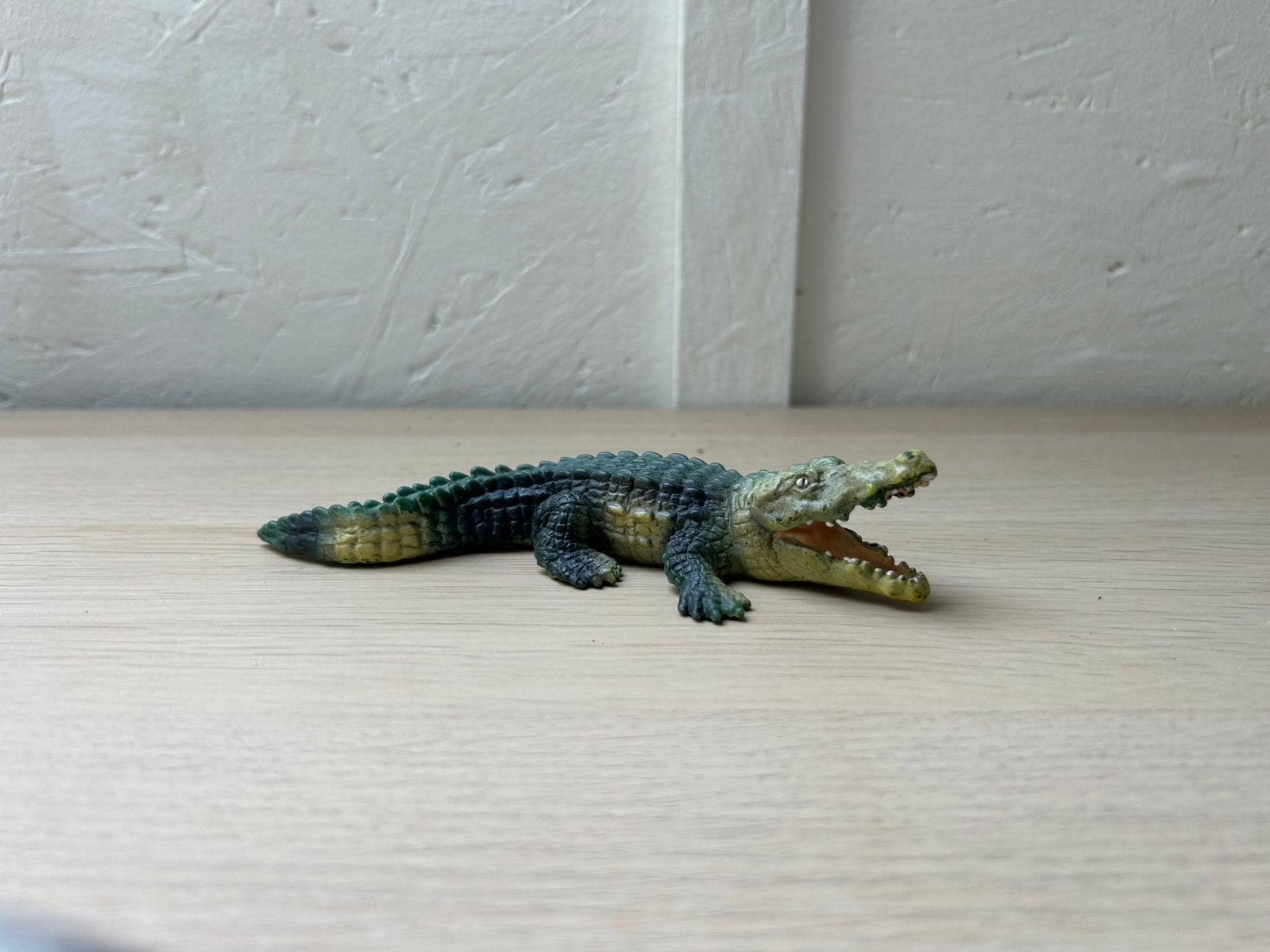 Schleich krokodil, Ophalen of Verzenden, Zo goed als nieuw, Paard, Beeldje of Figuurtje