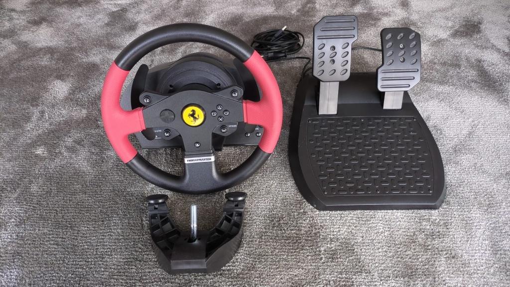 Thrustmaster T150 PlayStation Stuur & Pedalen (Ferrari), Spelcomputers en Games, Spelcomputers | Sony PlayStation Consoles | Accessoires