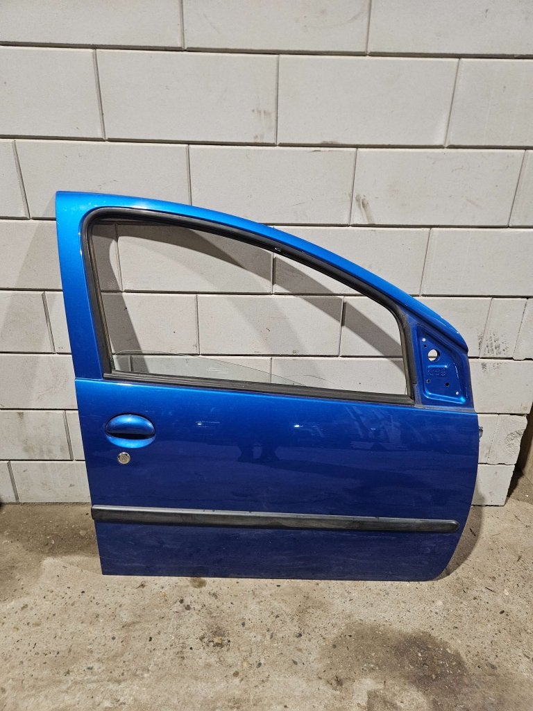 RECHTERVOORDEUR PEUGEOT 107 / CITROËN C1 / TOYOTA AYGO LICHT, Auto-onderdelen, Niet ingevuld, Gebruikt, Citroën, Deur