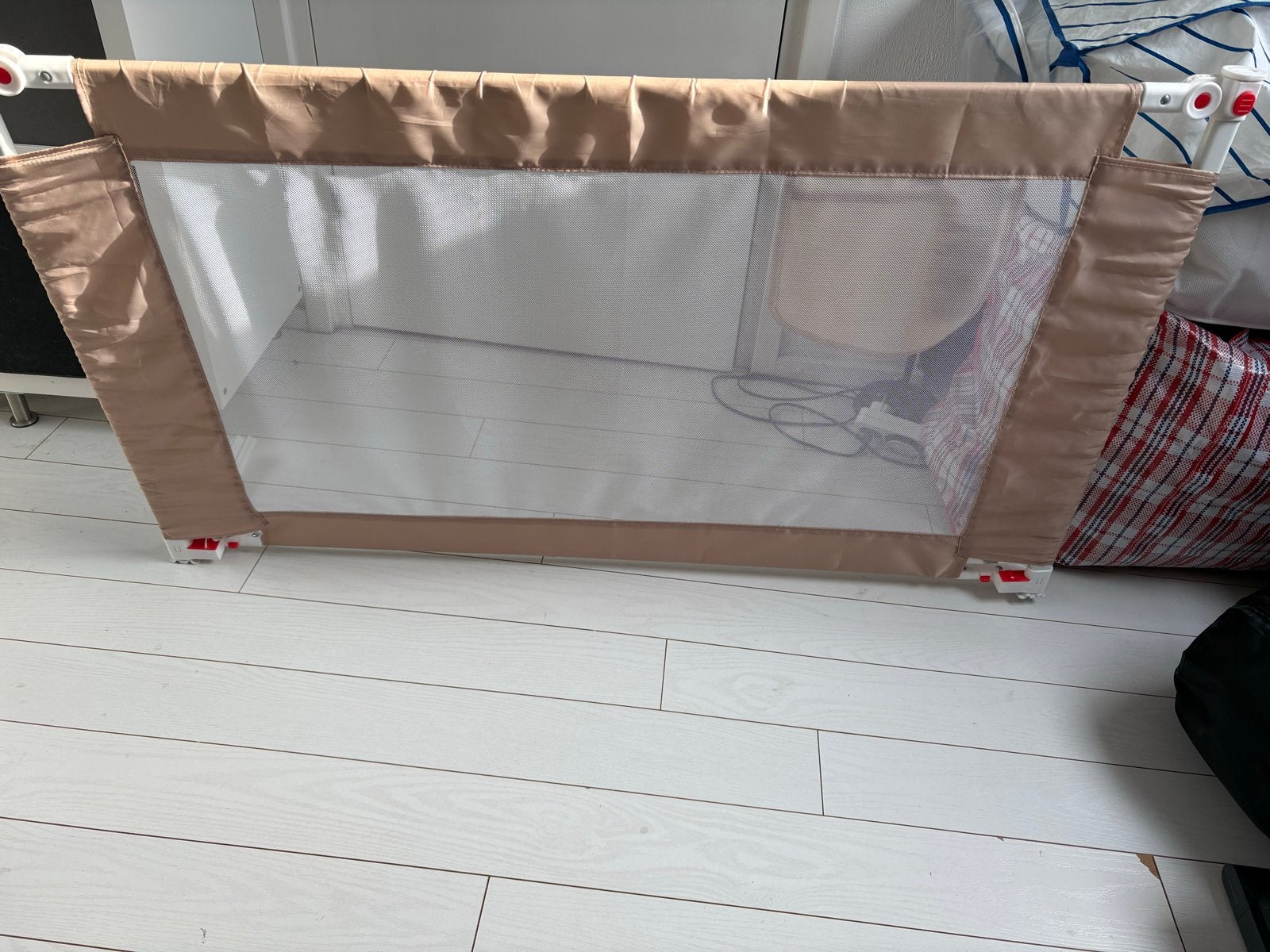VidaXL Veiligheidshekje voor kinderen - Beige, Ophalen, Gebruikt, Metaal of IJzer, 115 cm of meer