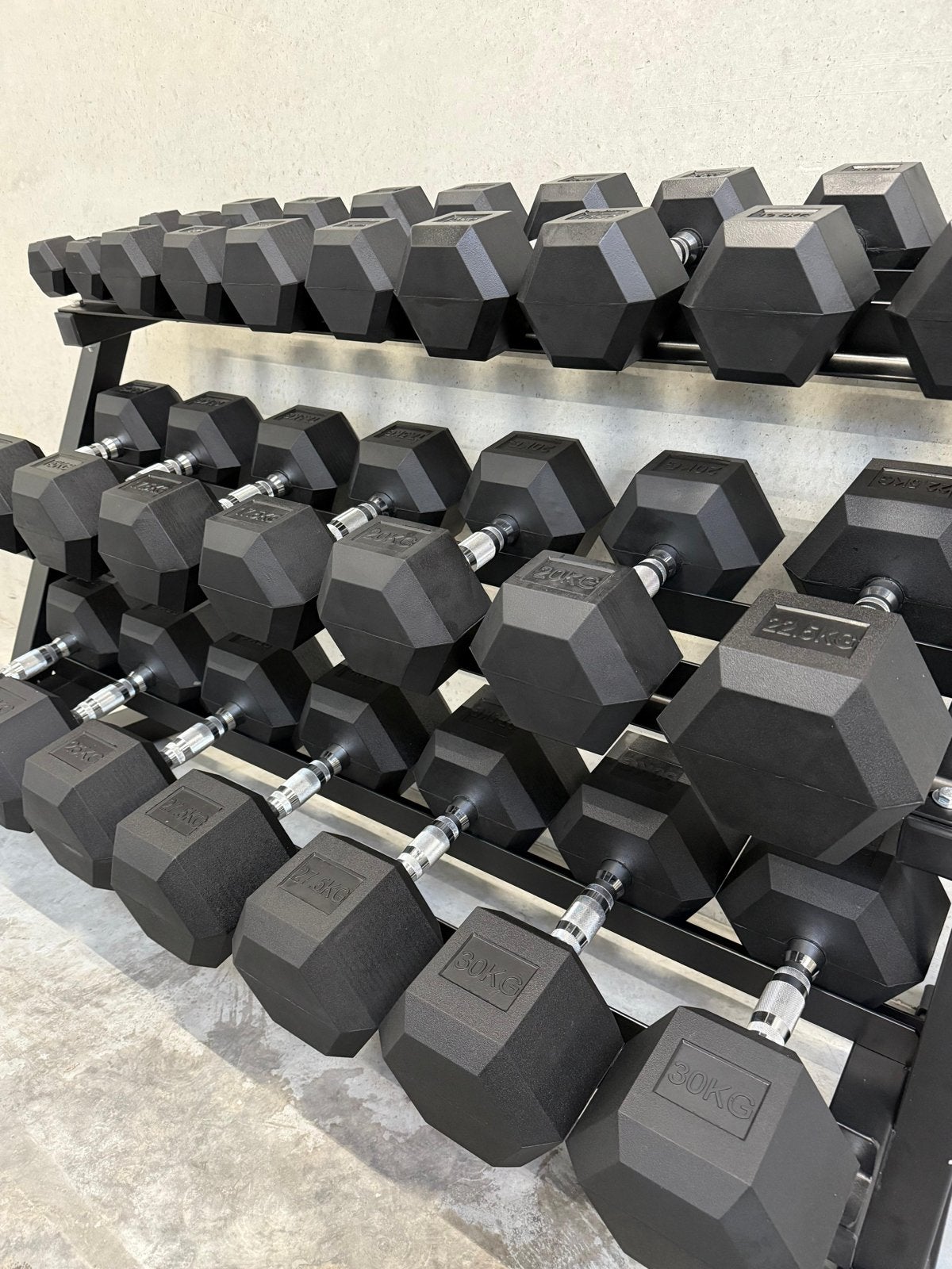 Hex Dumbbells met Rek 2,5-30kg Rubber Coating, Sport en Fitness, Fitnessmaterialen, Ophalen, Nieuw, Armen, Dumbbell