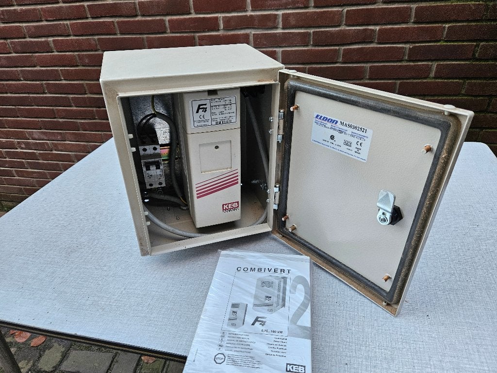 Keb Combivert F4 07.F4.C1D-3420 Inverter, Ophalen, Zo goed als nieuw, Kabel of Snoer