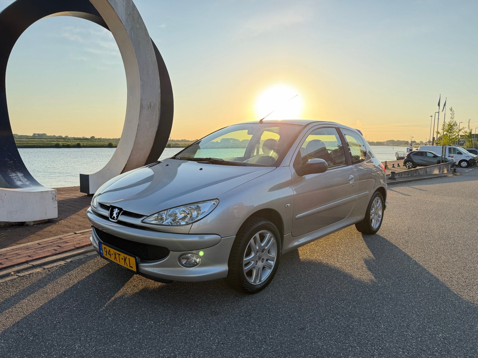 Peugeot 206 1.4 3D 2007 Grijs, Voorwielaandrijving, Stof, 4 cilinders, Elektrische ramen