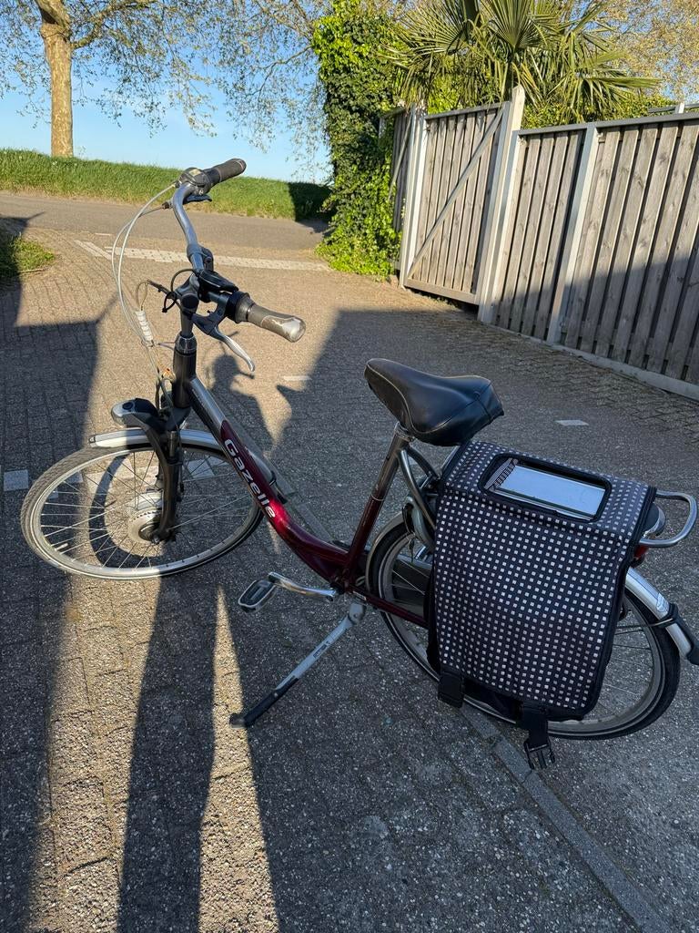 Gazelle elektrische fiets, Ophalen, Gebruikt, Minder dan 30 km per accu, Gazelle