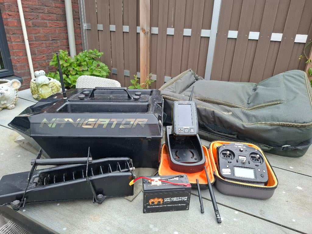 Navigator voerboot met dieptemeter/gps toslon 640 en vijzel, Watersport en Boten, Ophalen, Gebruikt, Overige typen