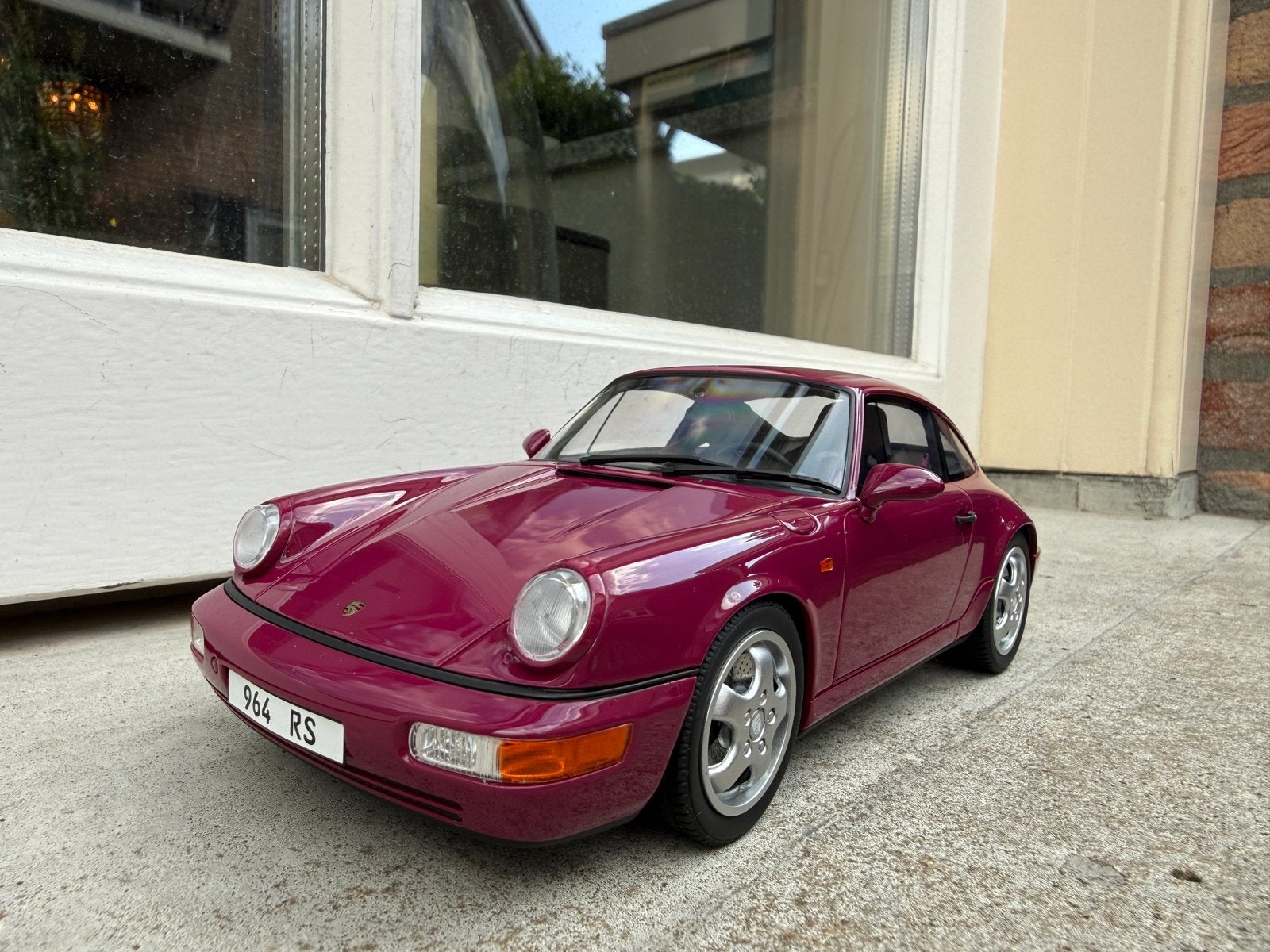 1:18 Porsche 911 964 Carrera RS Ruby 1990 GT Spirit ZM095, Overige merken, Info@gts-models.com, 2, rue de l'écusson, Zone commerciale Oxygène Sud, Josselin, 56120, FR