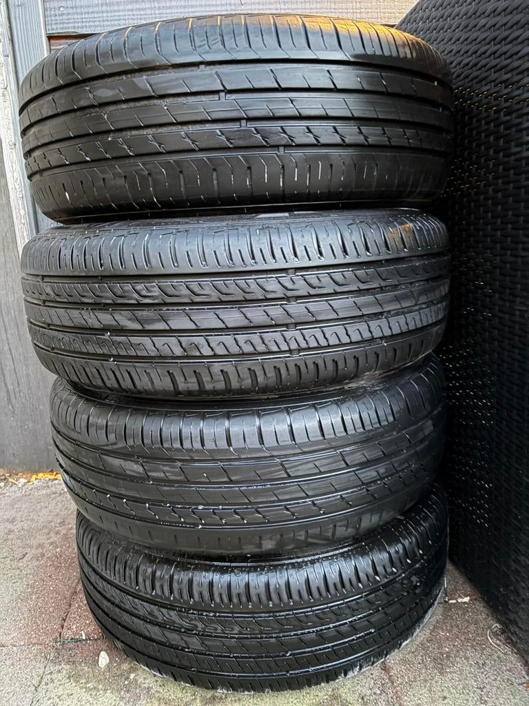 Kia niro 205/60/16, Auto-onderdelen, Banden en Velgen, 16 inch, Band(en), Zomerbanden, 205 mm