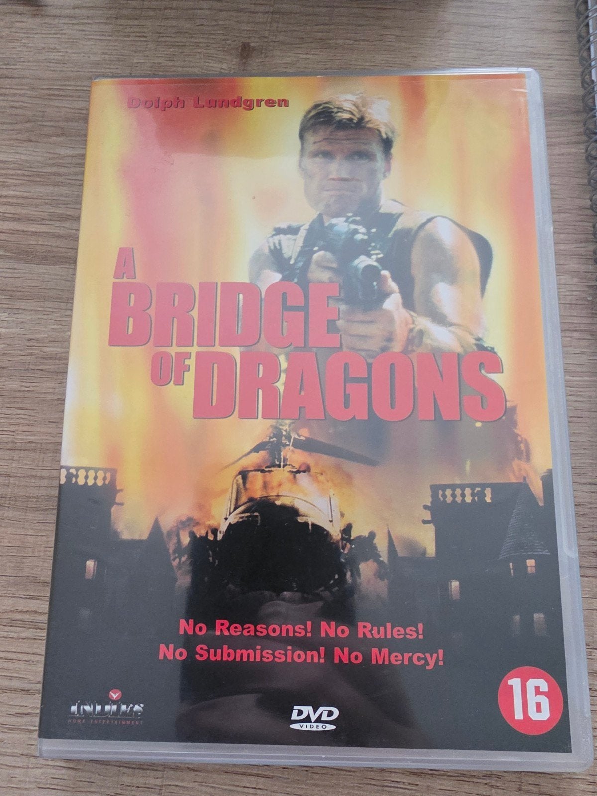 A bridge of dragons , dolph lundgren, Alle leeftijden, Ophalen of Verzenden, Zo goed als nieuw